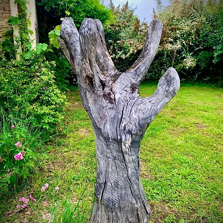 La Main Du Cœur D'hôtes De Charme à La Campagne Bed & Breakfast