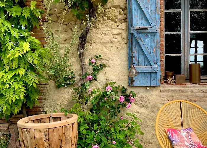 La Main Du Coeur D'hotes De Charme A La Campagne