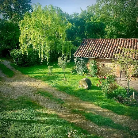 Bed & Breakfast La Main Du Coeur D'hotes De Charme A La Campagne Loubens-Lauragais
