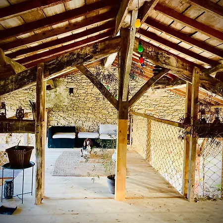 Bed & Breakfast La Main Du Coeur D'hotes De Charme A La Campagne 3*