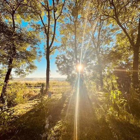 La Main Du Coeur D'hotes De Charme A La Campagne Bed & Breakfast 3*